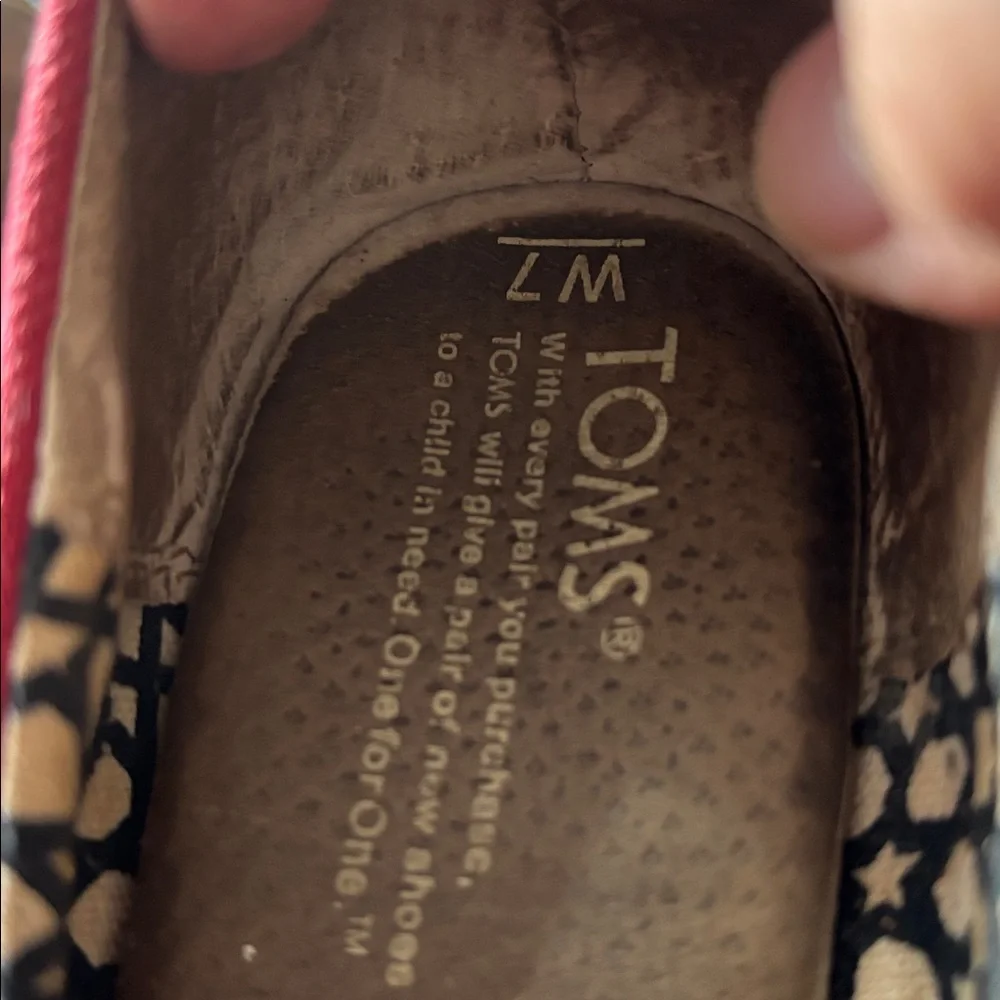 Red wedged TOMS with peekaboo toes